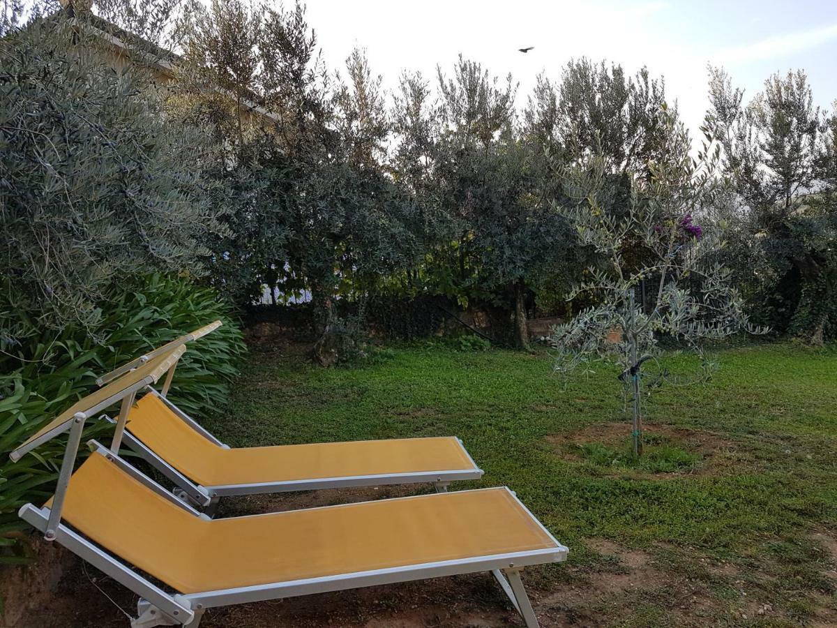 Villa Fior Di Lavanda Cisano sul Neva Zewnętrze zdjęcie